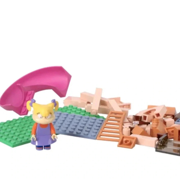 Rugrats - Snap & Switch 48 Piece Angelica Playground Construction Set  - BNIB 🛝 - Picture 3 of 4